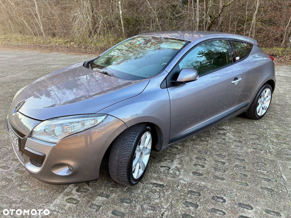 Renault Megane TCe 180 Dynamique - 10