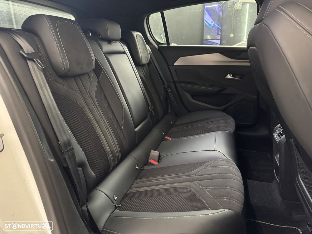 Peugeot 308 1.2 PureTech GT Line EAT8 - 18