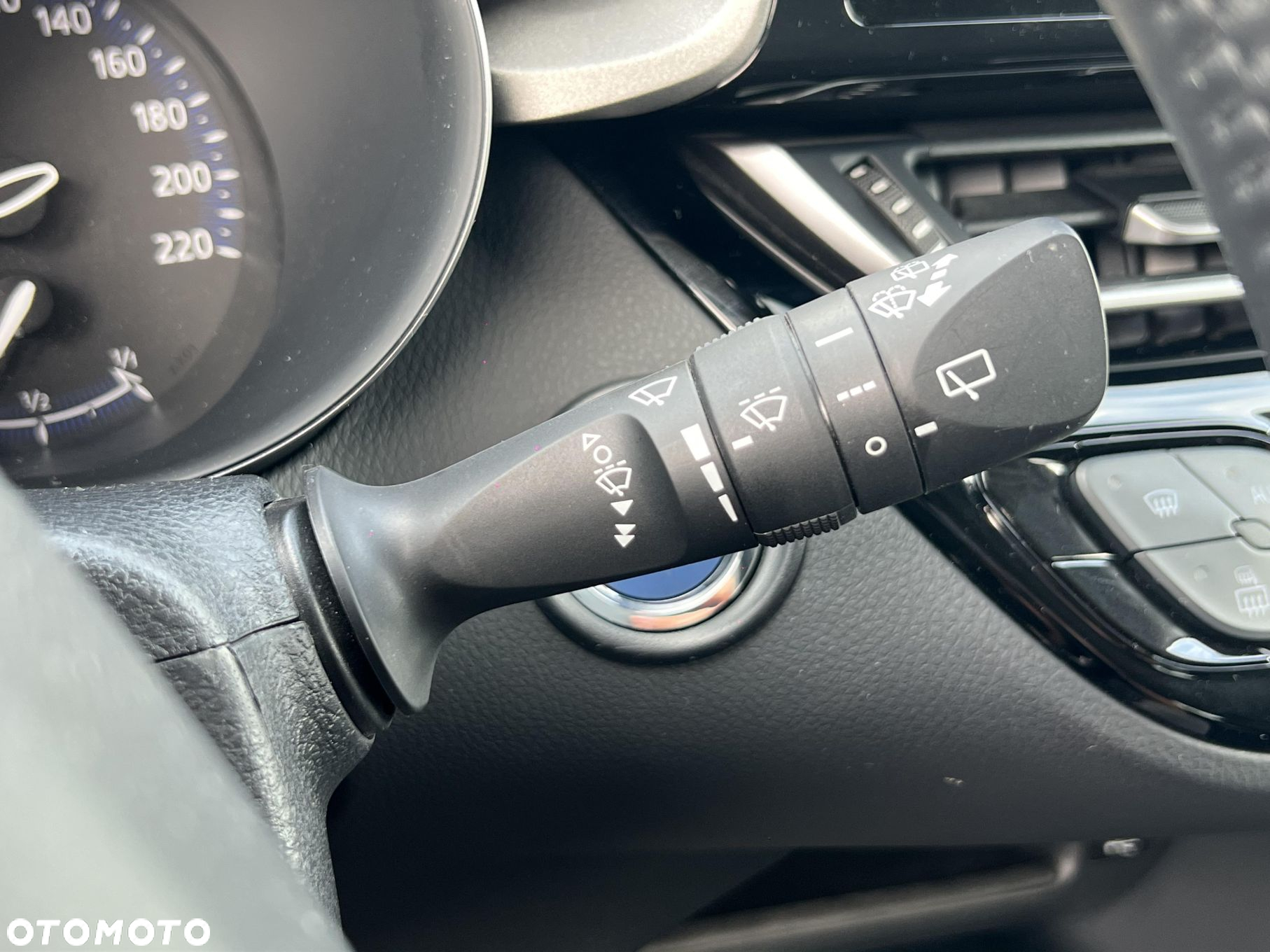 Toyota C-HR 1.8 Hybrid GPF Comfort - 25