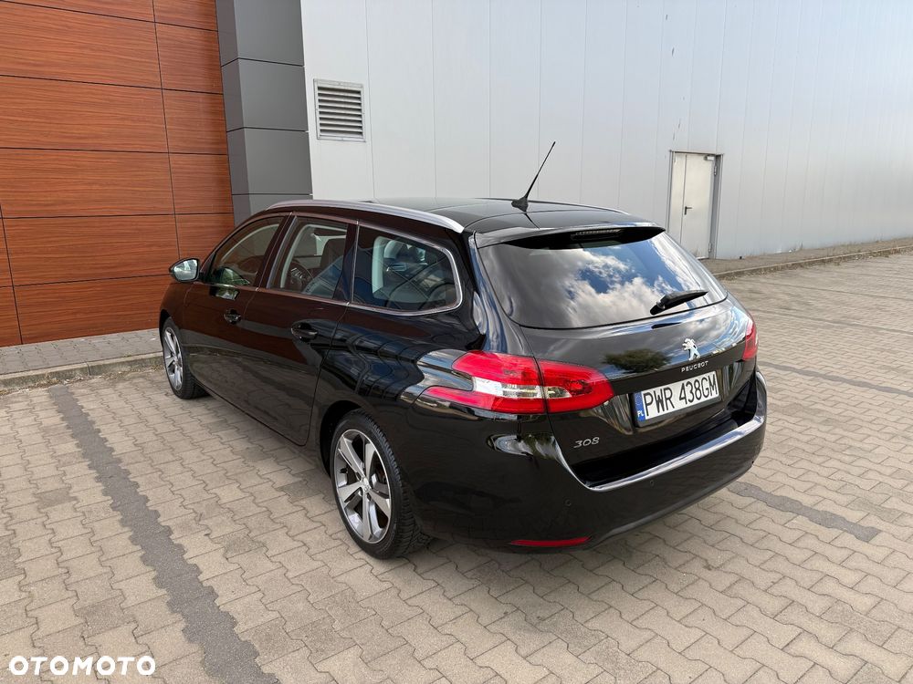 Peugeot 308 1.2 PureTech Allure S&S - 15