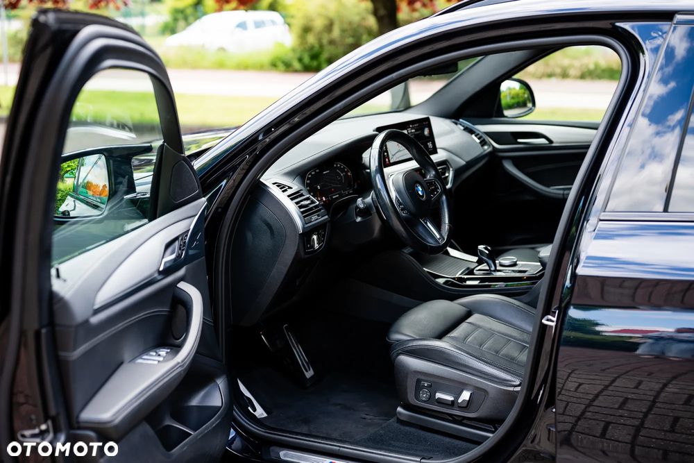 BMW X4 xM40d mHEV - 16