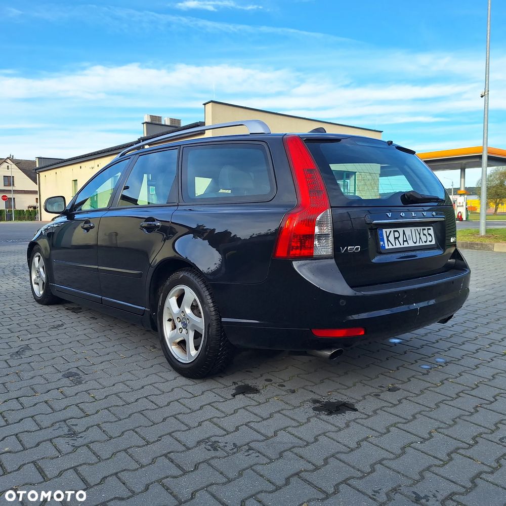 Volvo V50 - 2
