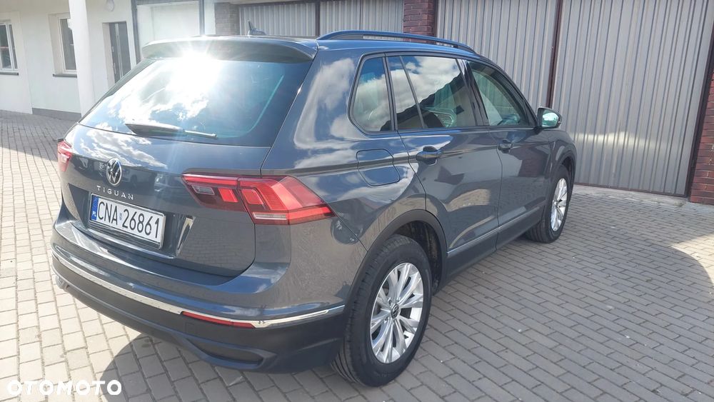 Volkswagen Tiguan - 13