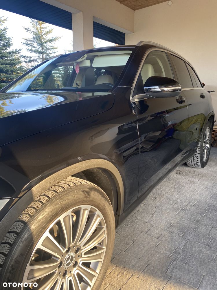 Mercedes-Benz GLC 220 d 4-Matic - 3