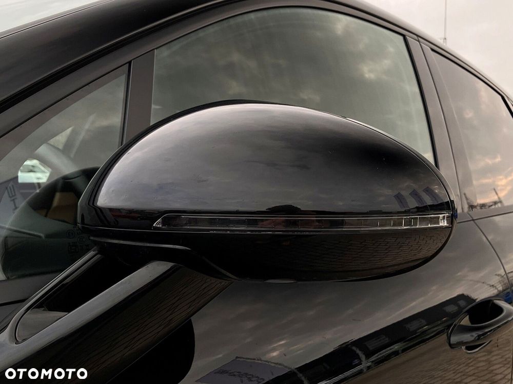 Porsche Macan - 38
