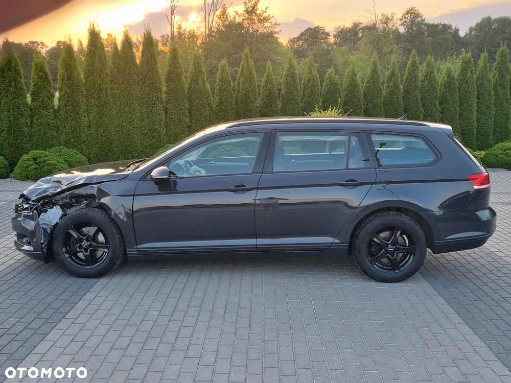 Volkswagen Passat Variant 2.0 TDI SCR DSG - 4