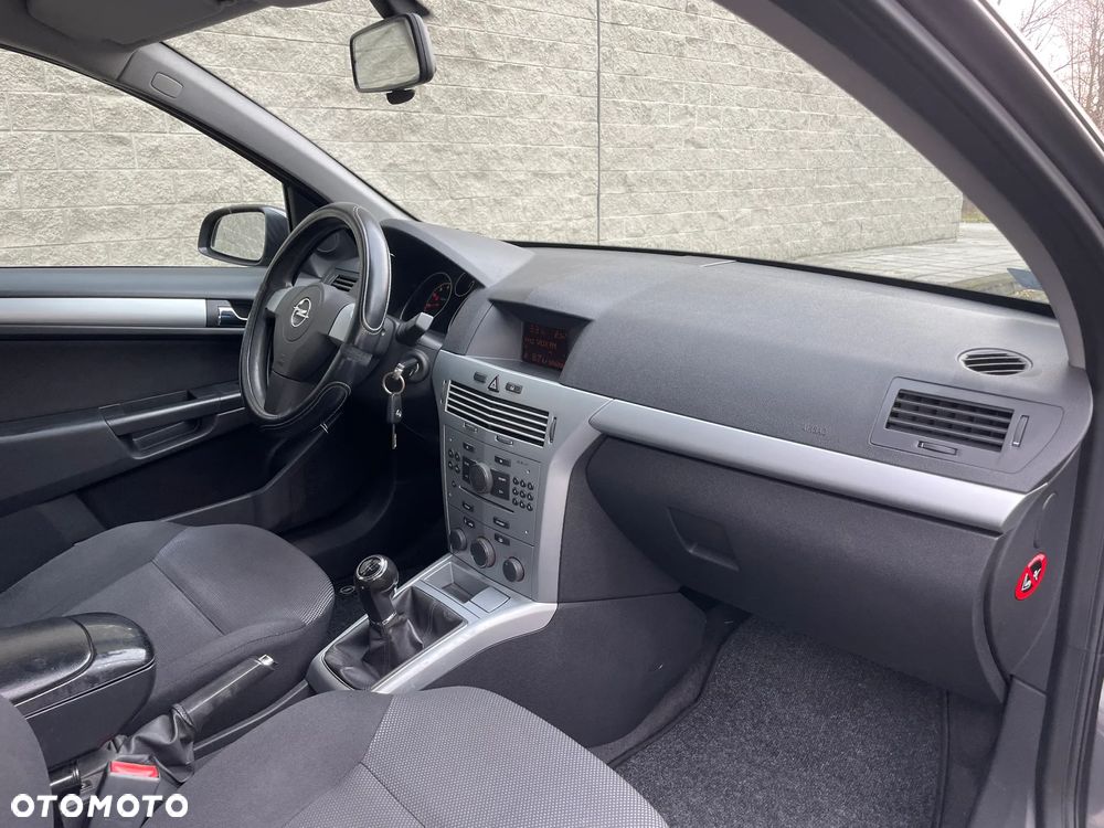 Opel Astra 1.6 Enjoy - 9