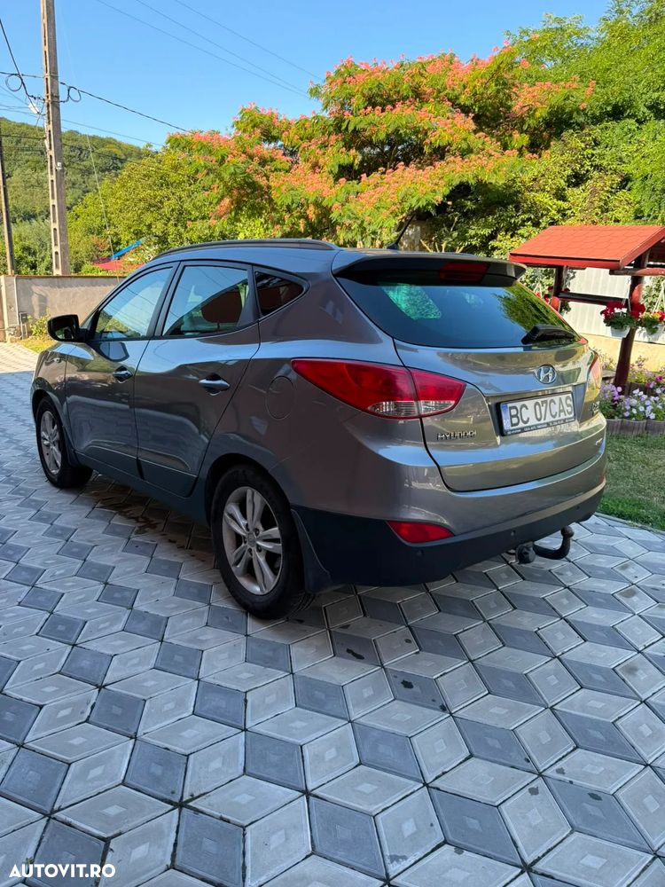 Hyundai ix35 2.0 CRDI High 4WD GL Style - 3