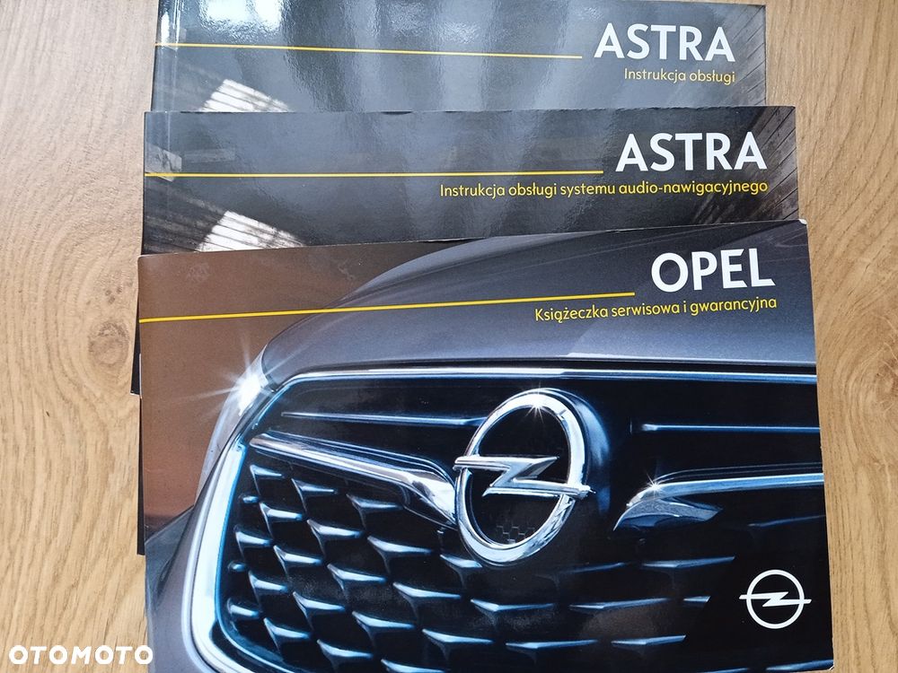 Opel Astra 1.4 T Elite - 5