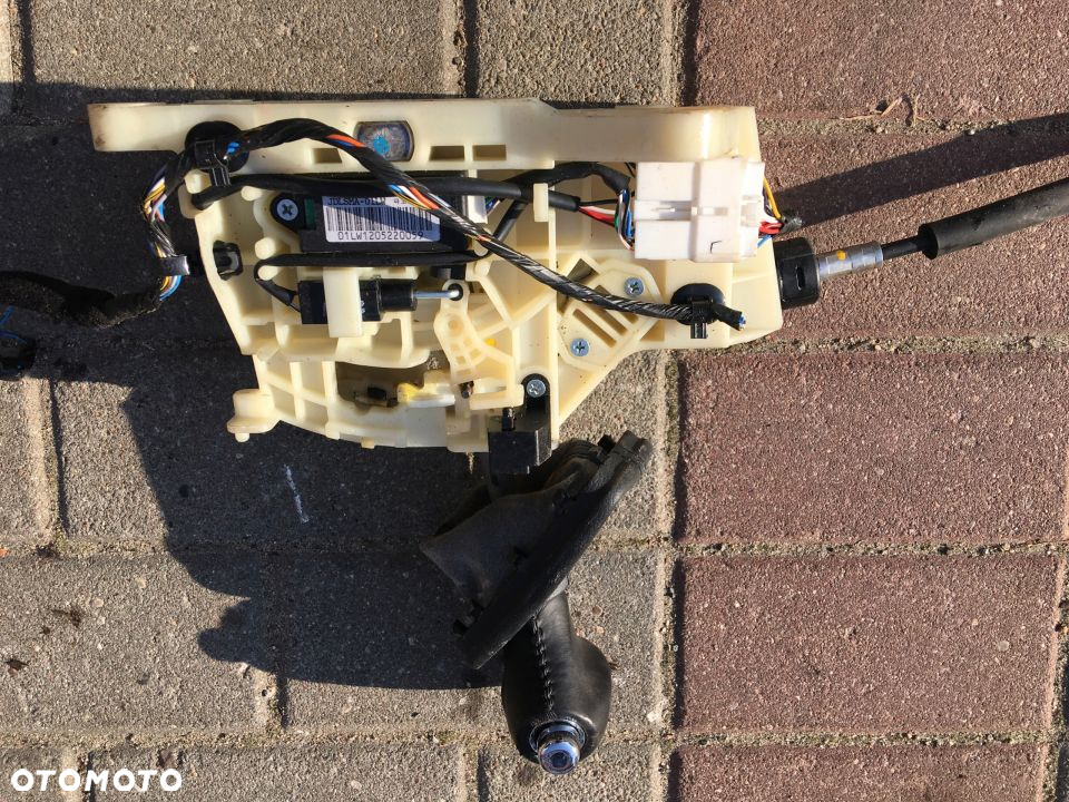 Wybierak biegów AUTOMAT KIA CEED II I30 12- 1,6GDI - 2