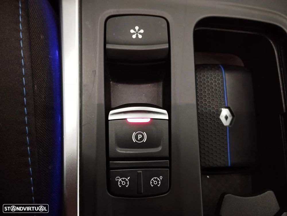 Renault Mégane 1.6 TCe GT EDC - 41