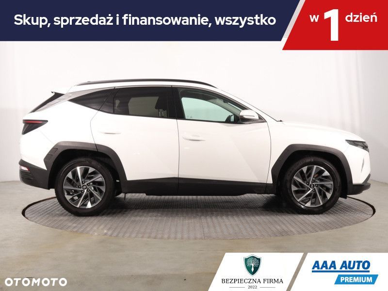 Hyundai Tucson - 8