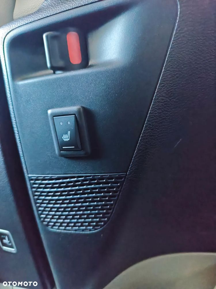 Chrysler Pacifica - 20