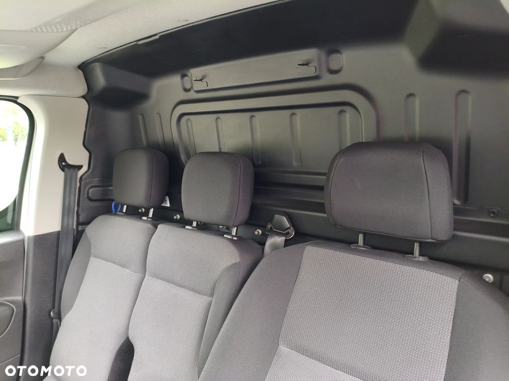 Toyota Proace City - 16