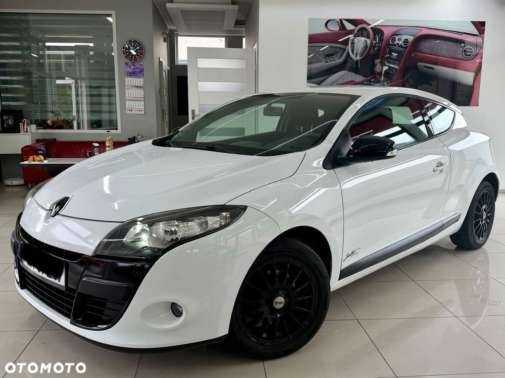 Renault Megane 1.6 16V Color Edition - 1