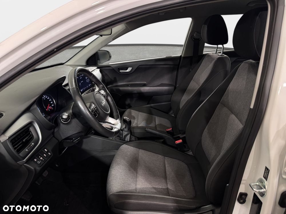 Kia Stonic - 13