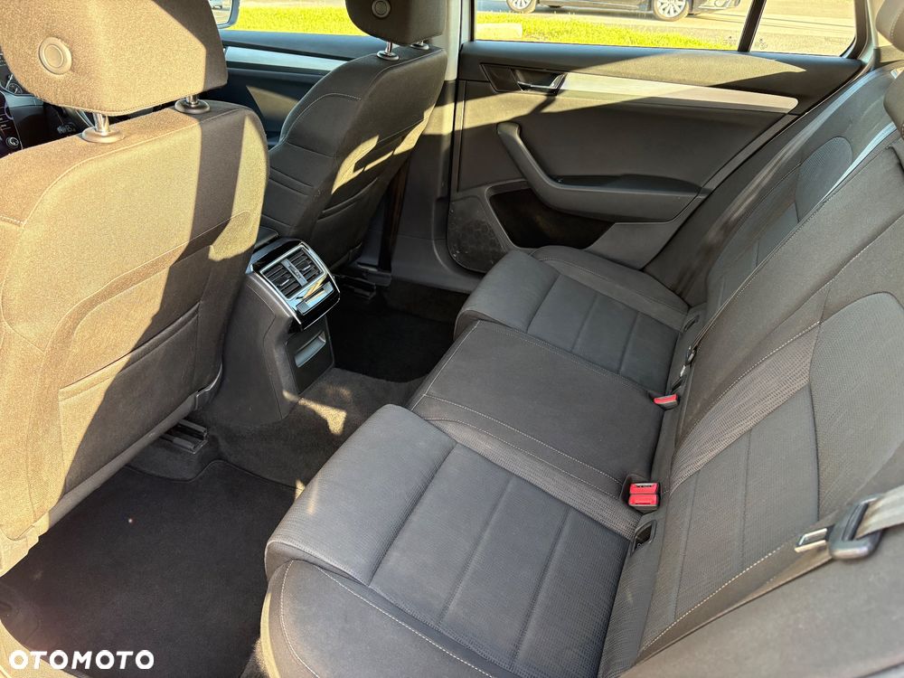 Skoda Superb 1.5 TSI ACT Active - 22