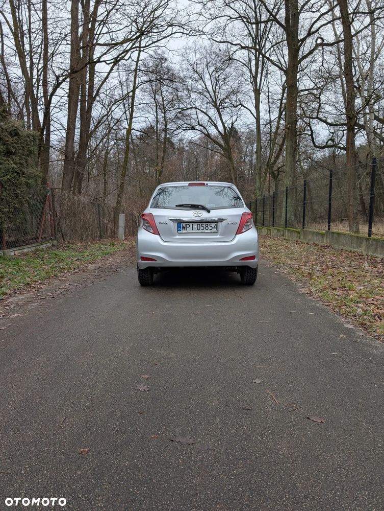 Toyota Yaris 1.33 Active - 6