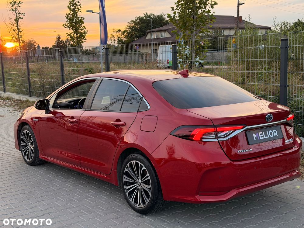 Toyota Corolla 1.8 Hybrid Club - 12