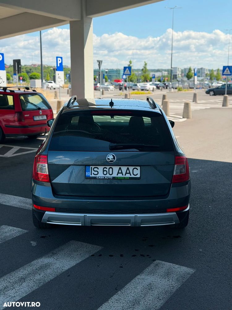 Skoda Octavia 1.6 TDI 4X4 Ambition - 20