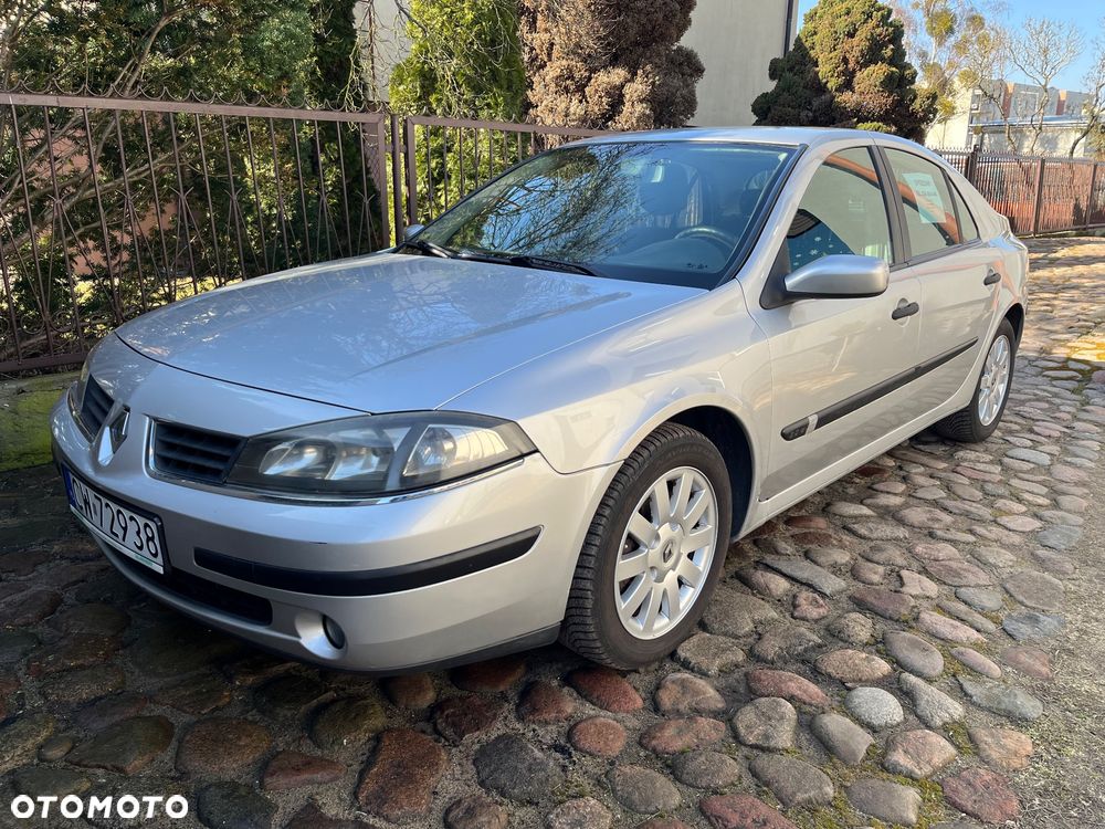 Renault Laguna 2.0 Authentique - 1