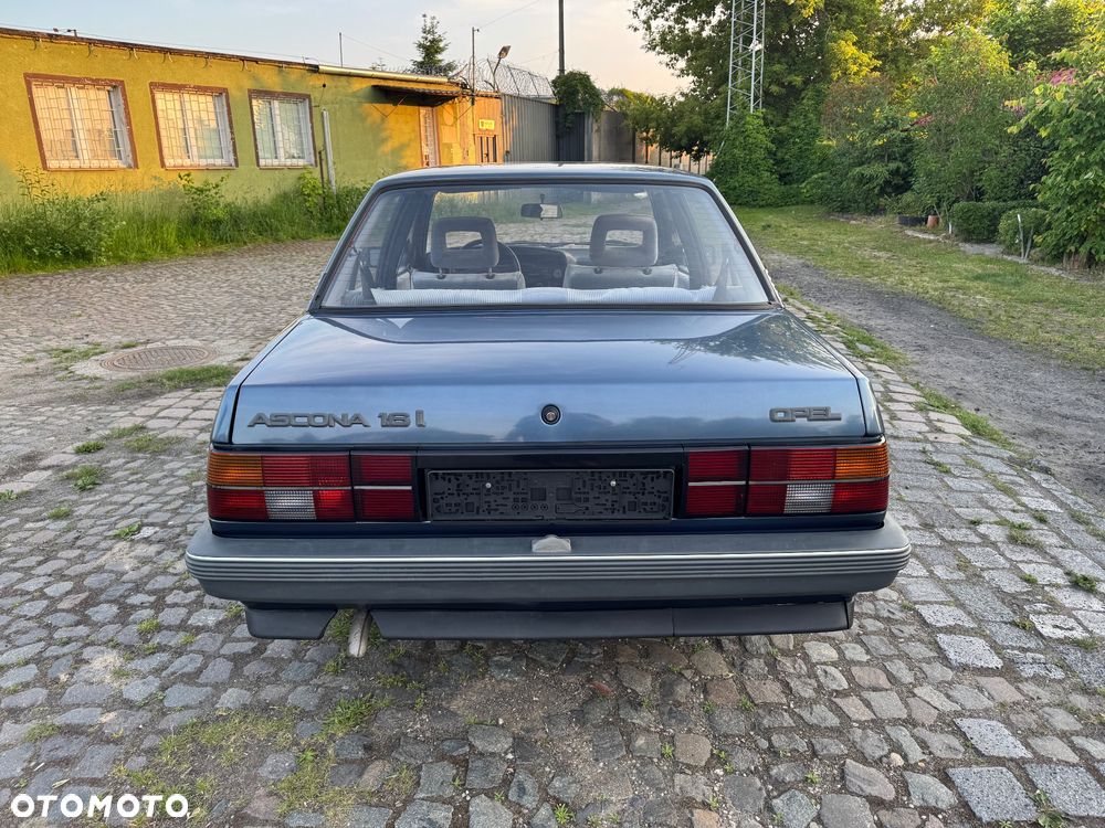 Opel Ascona 1.6 - 7