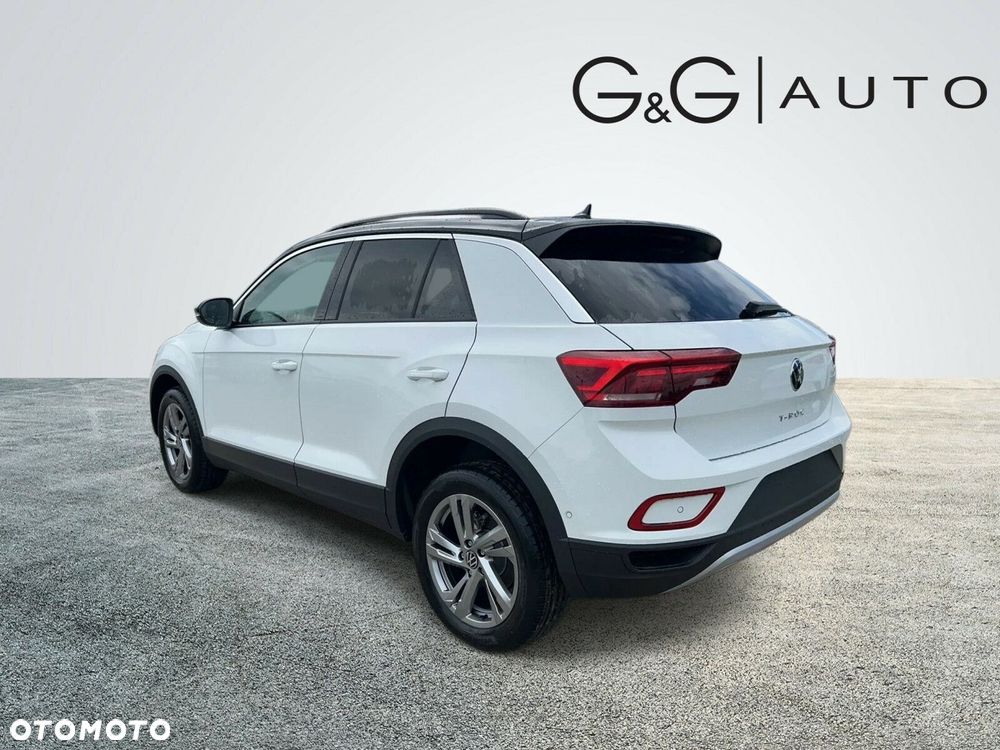 Volkswagen T-Roc - 4
