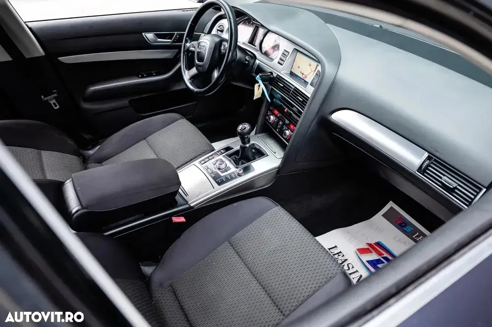 Audi A6 2.0 TDI DPF Avant - 13