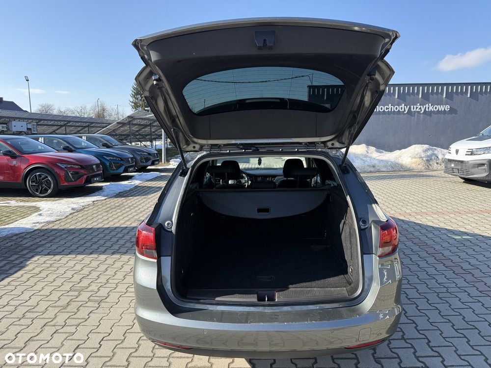 Opel Astra - 24