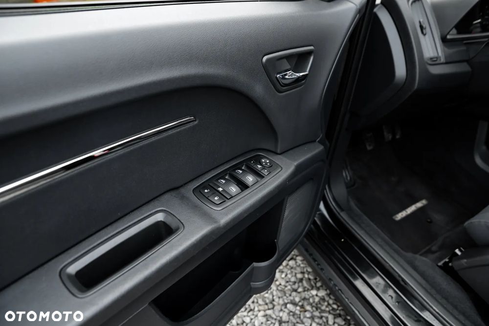 Dodge Journey 2.4 SXT - 18