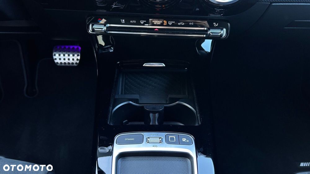 Mercedes-Benz CLA 200 mHEV AMG Line 7G-DCT - 21
