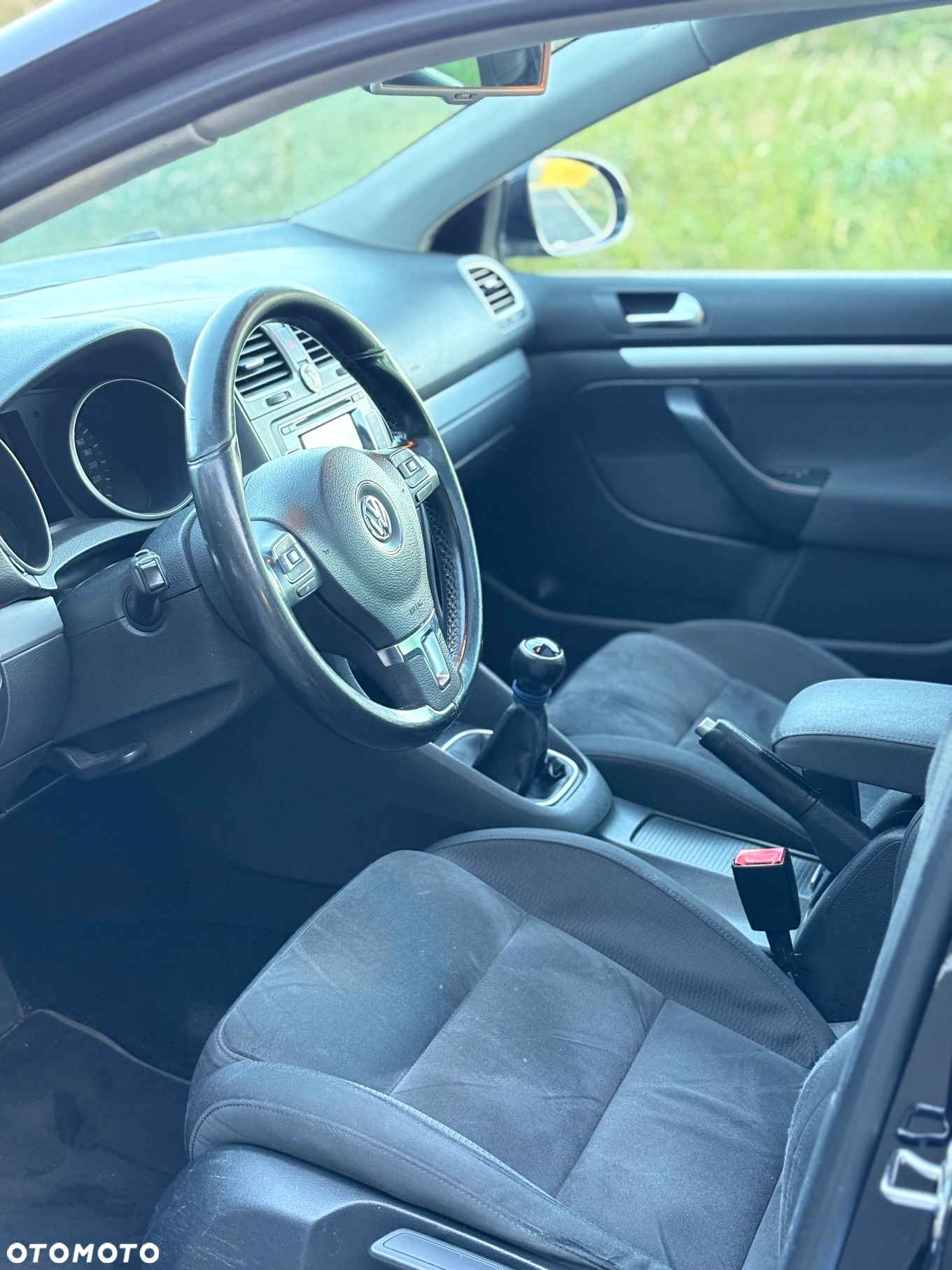 Volkswagen Golf VI 2.0 TDI Highline - 12