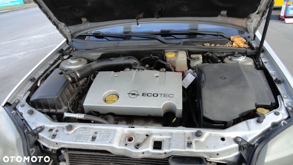 Opel Vectra 1.8 GTS - 9