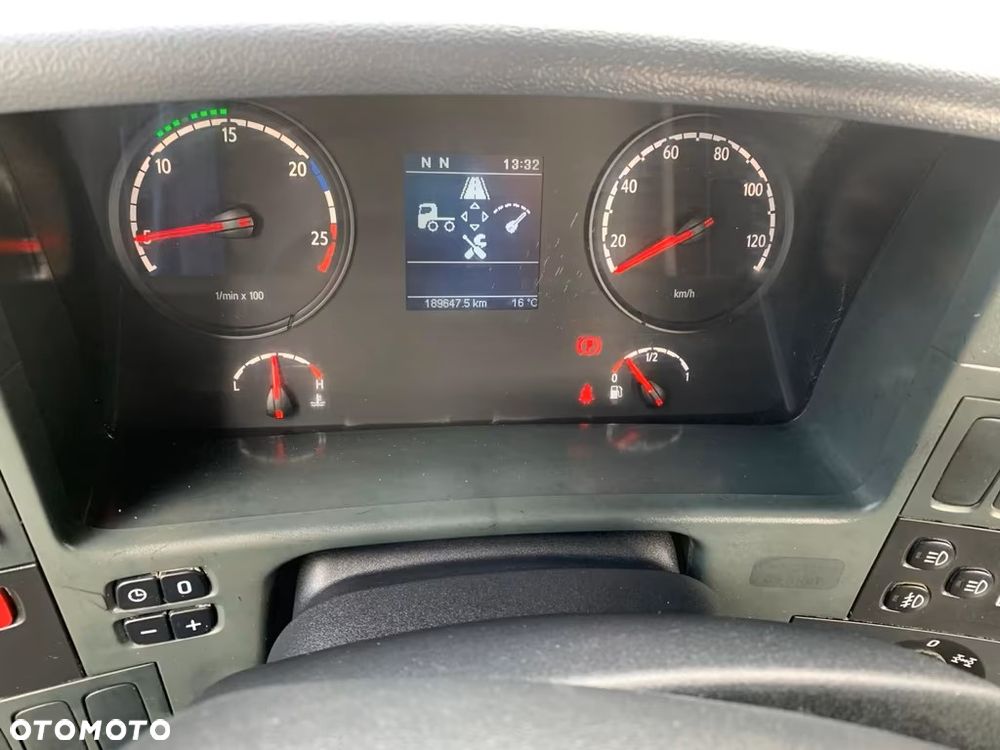 Scania P410 / Betonomieszarka Liebherr 9 m³ / 8x4 / 190 tys. km - 14