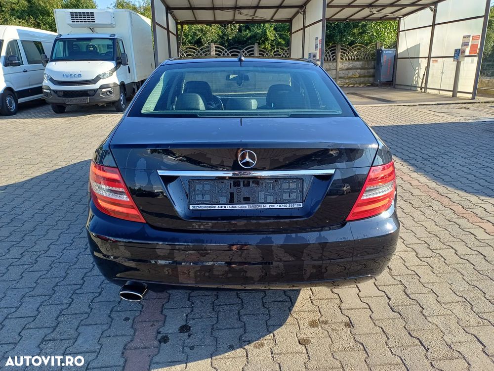 Mercedes-Benz C 180 (BlueEFFICIENCY) Avantgarde - 6