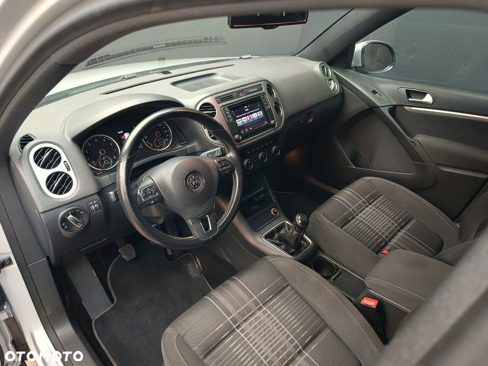 Volkswagen Tiguan - 18