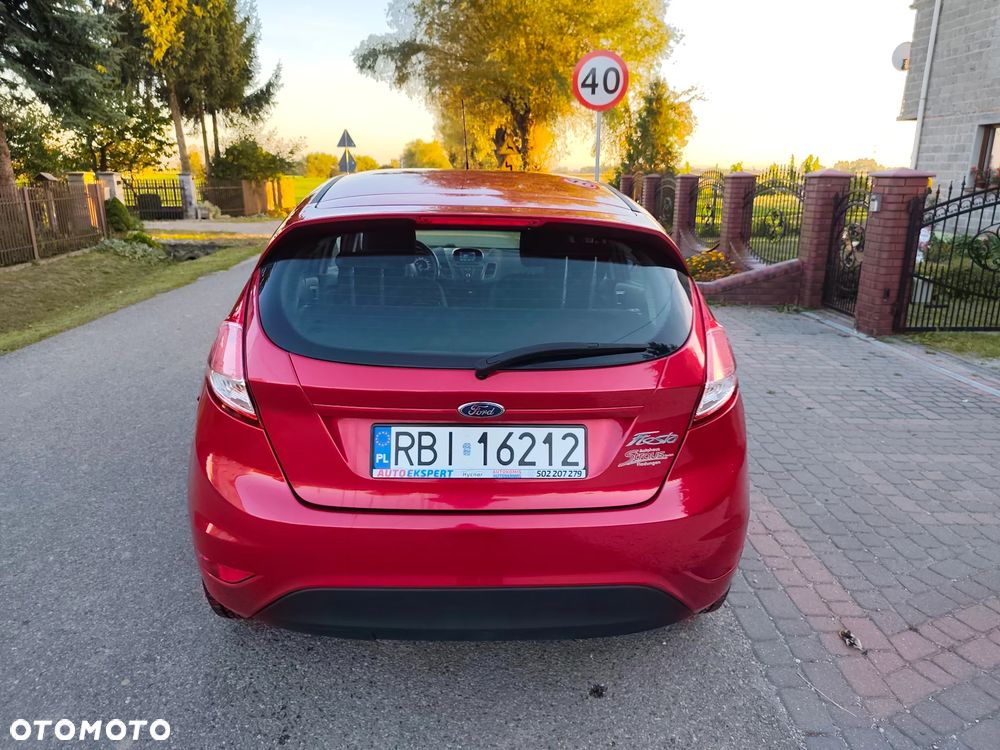 Ford Fiesta - 8