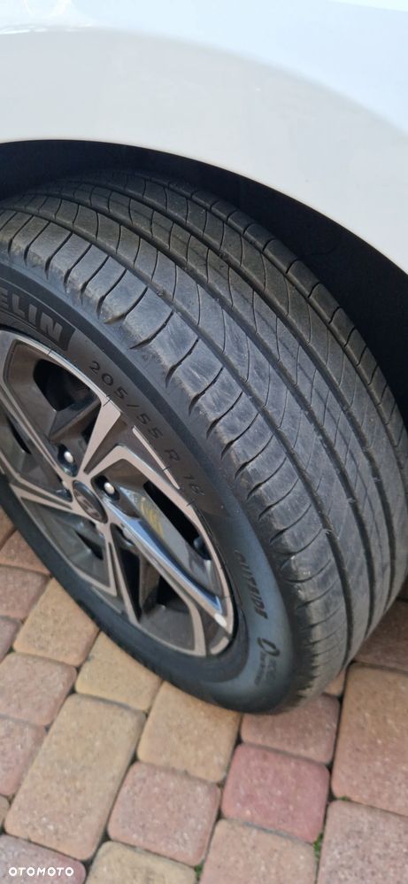 Hyundai i30 1.0 T-GDI Premiere Comfort - 36