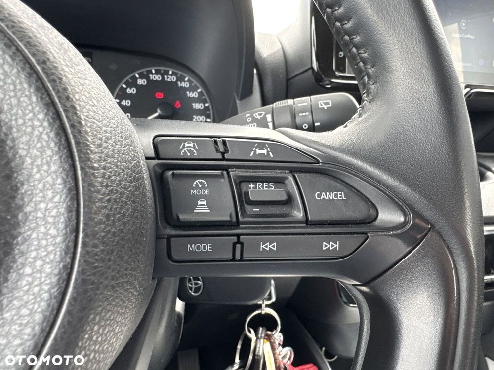 Toyota Yaris - 24