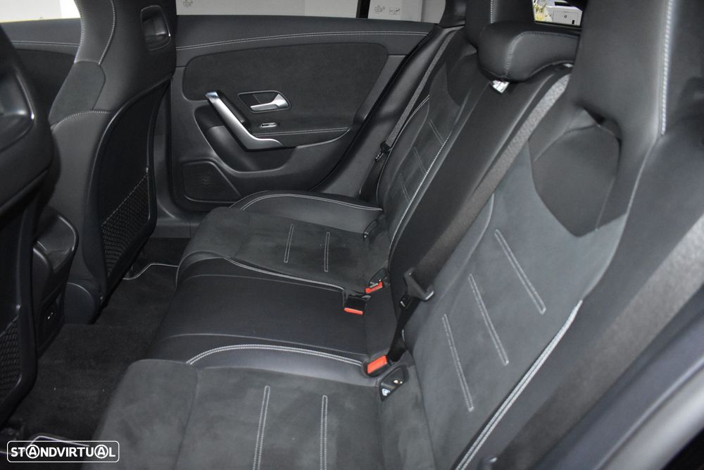 Mercedes-Benz CLA 250 - 51