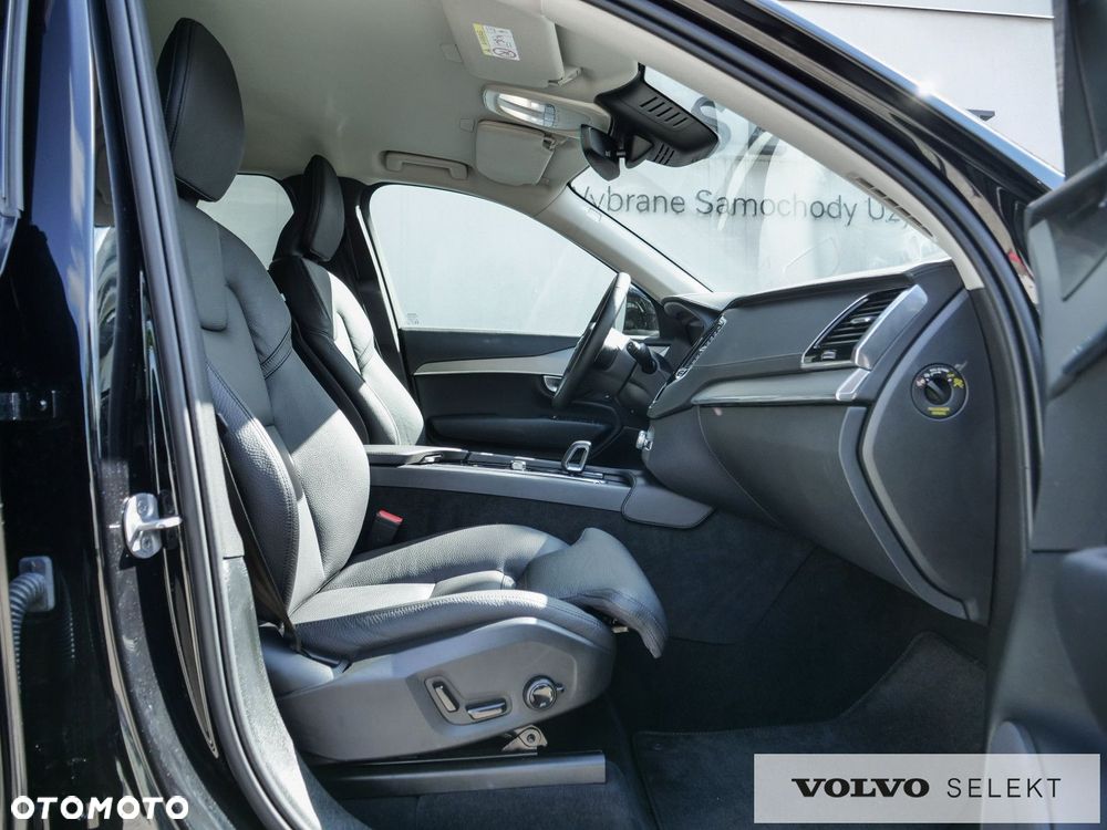 Volvo XC 90 - 33