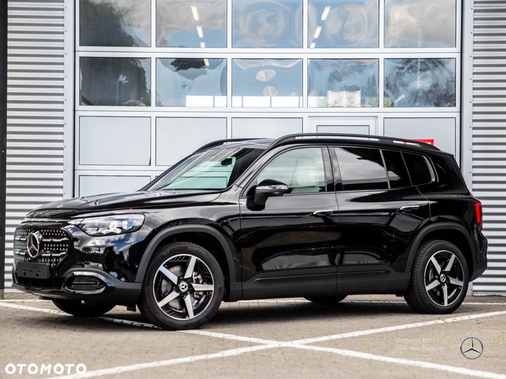 Mercedes-Benz GLB - 2