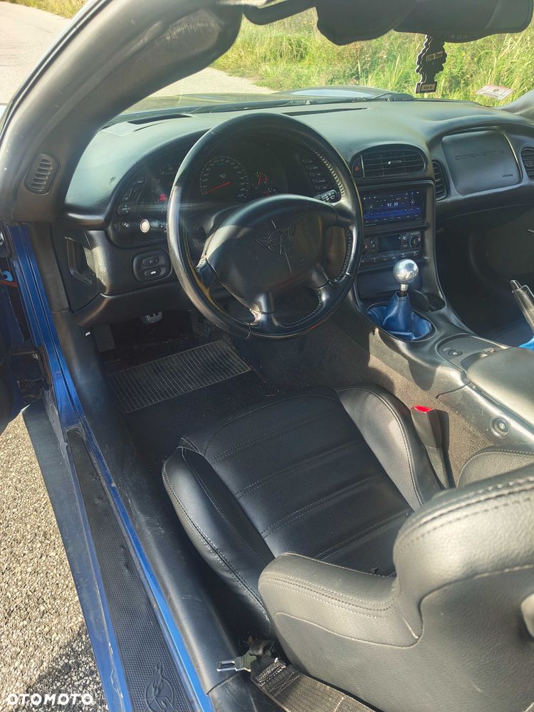 Chevrolet Corvette - 5