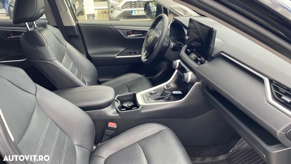 Toyota RAV4 2.5 VVT-iE 4x4 Luxury Premium - 6