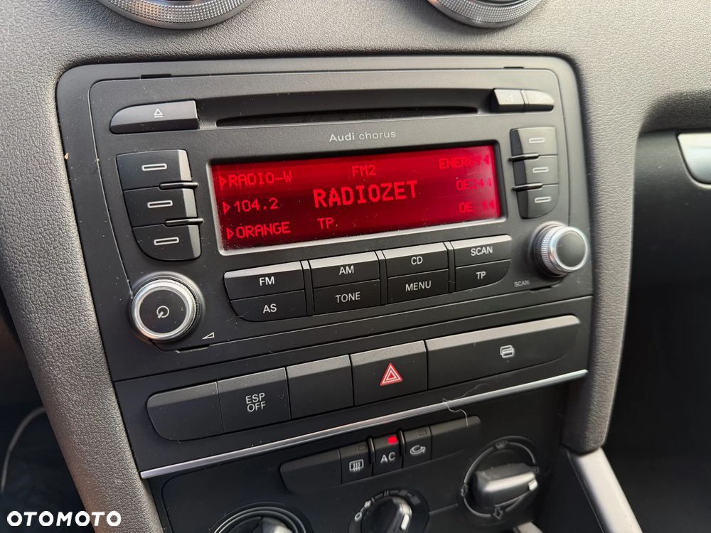 Audi A3 1.6 Ambiente - 17