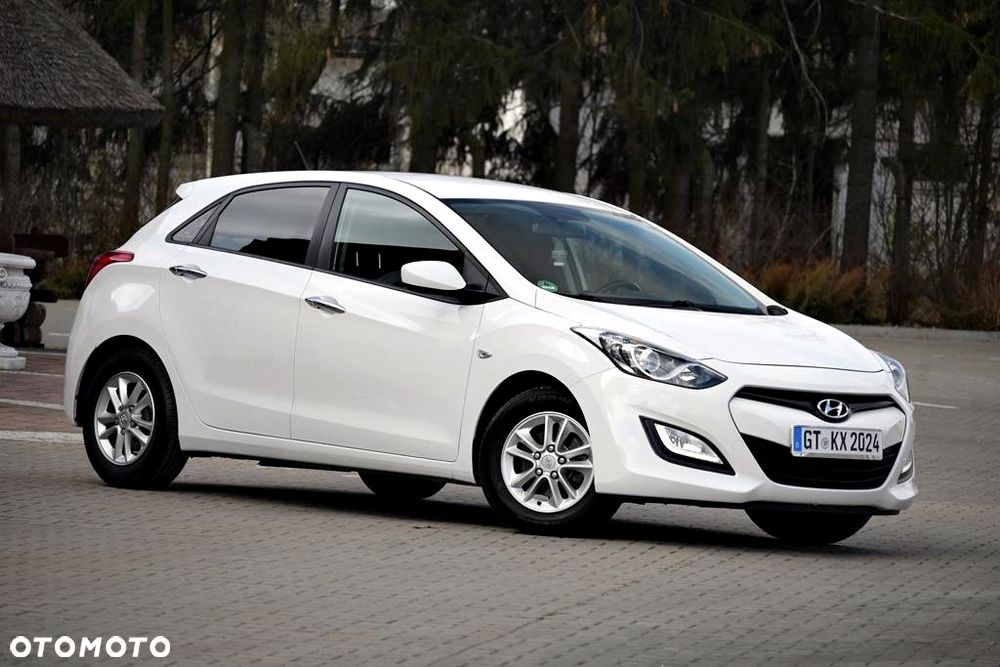 Hyundai i30 1.4 Fifa World Cup Edition - 9