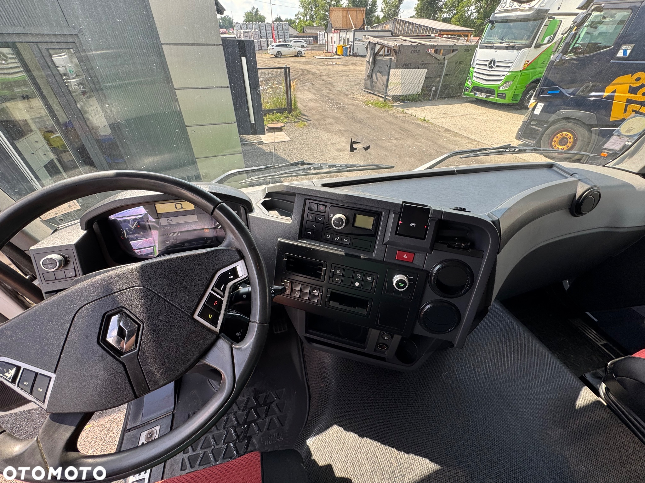Renault C430 - 16
