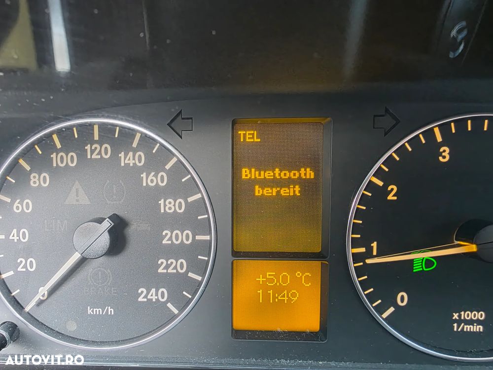 Mercedes-Benz A 160 BlueEFFICIENCY Elegance - 23