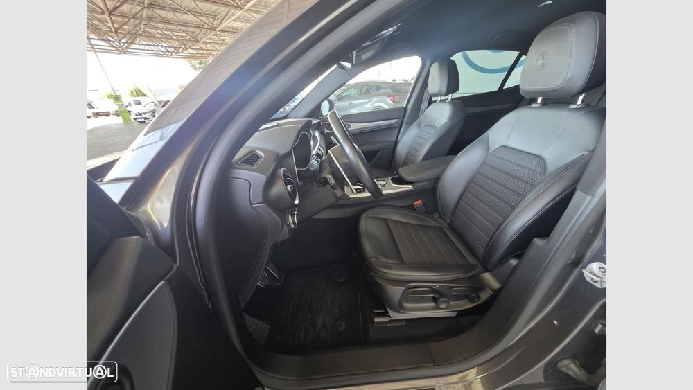 Alfa Romeo Stelvio 2.2 D Sprint AT8 - 16