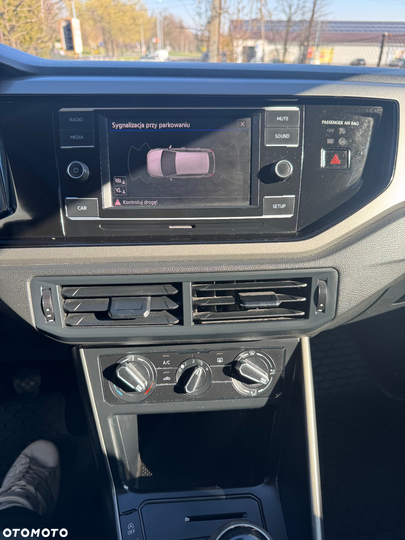 Volkswagen Polo 1.0 Comfortline - 17